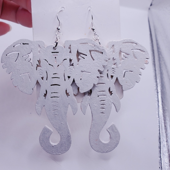 Fashion Jewelry Jewelry African Wooden Elephant Earrings White